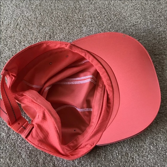 New Lululemon coral/orange hat - Picture 3 of 3
